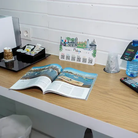 Casual Del Mar فندق