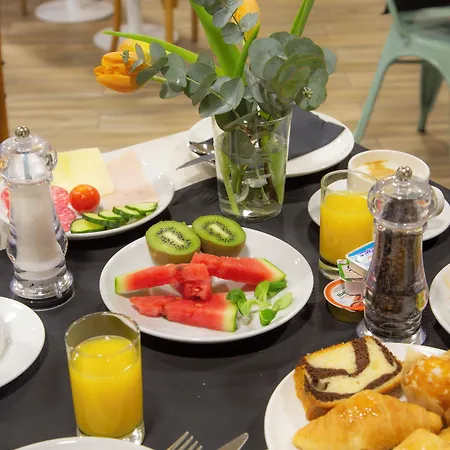 Casual Del Mar 3* مالقة