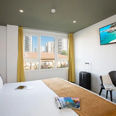 Casual Del Mar Hotel 3*